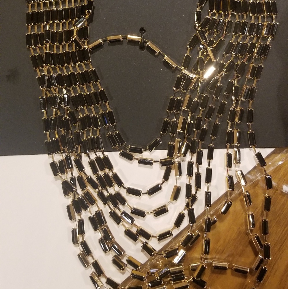 Necklace - Picture 2 of 3